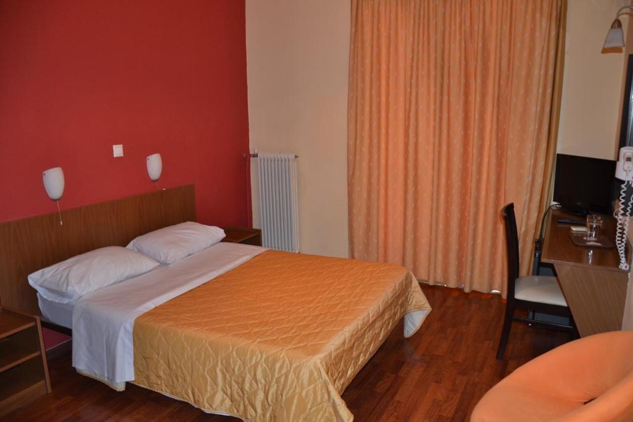 Hotel Exarchion Atenas Exterior foto