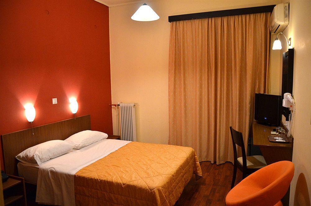 Hotel Exarchion Atenas Exterior foto